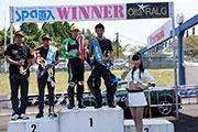 hs100_podium