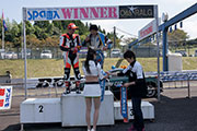 hs100_podium