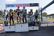 hs100_podium