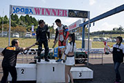 hs100_podium