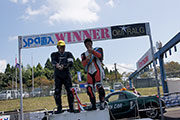 hs100_podium